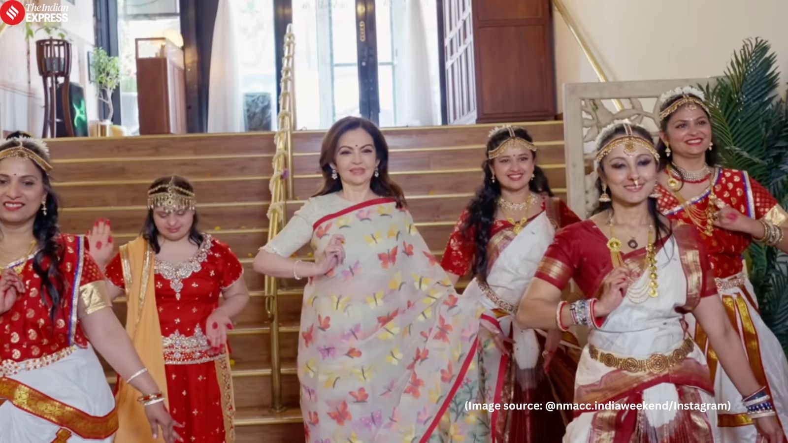 Nita Ambani visits Vikas Khanna’s NYC restaurant, joins welcome crew in dance performance. Watch | Trending News Nita Ambani visits Vikas Khanna’s NYC restaurant, joins welcome crew in dance performance. Watch | Trending News