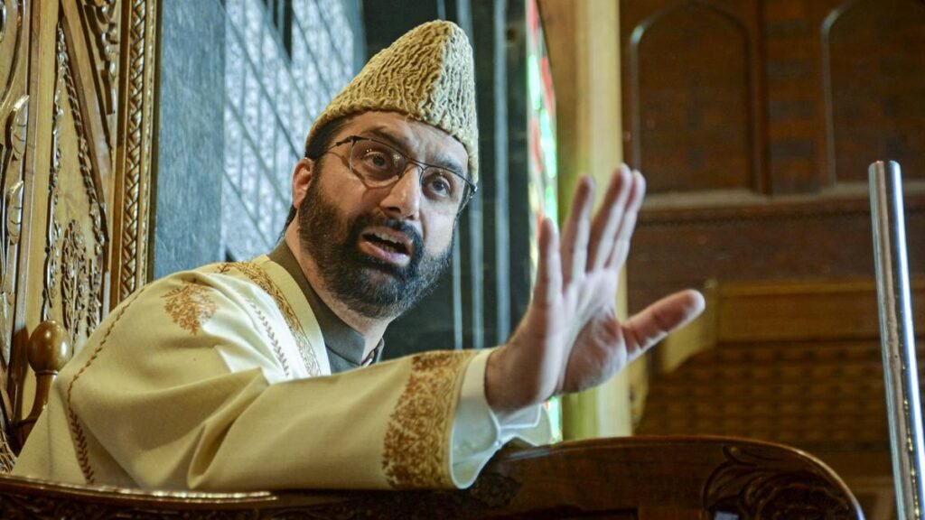 Welcoming PM’s rail initiative, Mehbooba, Mirwaiz demand prisoners’ release, dialogue on Kashmir