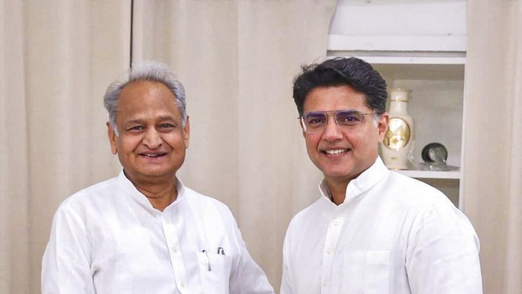 Pilot meets Gehlot, invites him to programme on father’s 25th death anniversary