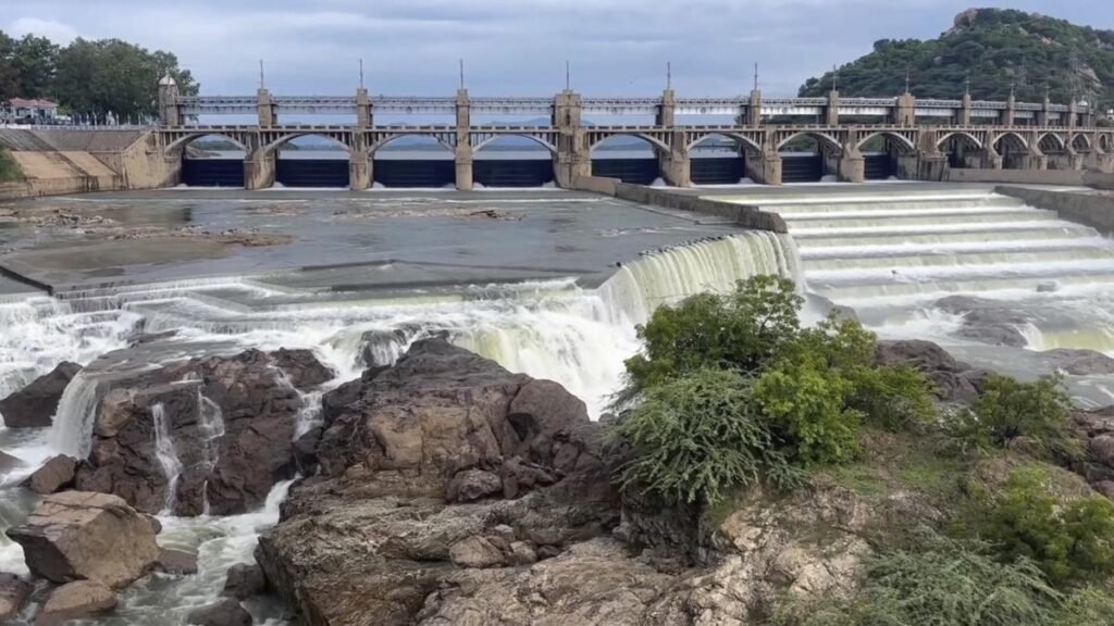 Water level stands at 114 feet