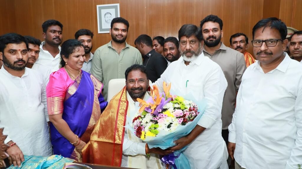 Vakiti Srihari takes charge as Sports and Animal Husbandry Minister