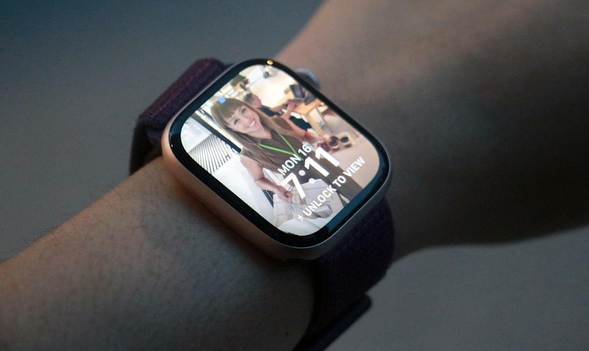 Pick up the Apple Watch Series 10 while it’s on sale for 0 off Pick up the Apple Watch Series 10 while it’s on sale for 0 off