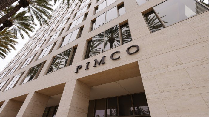Pimco bets on long-term Japanese debt in ‘dislocated’ market Pimco bets on long-term Japanese debt in ‘dislocated’ market