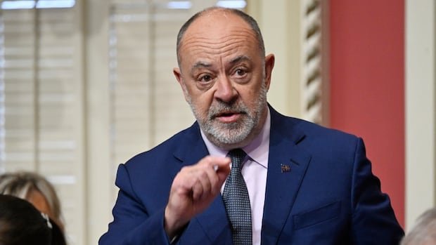 Quebec ‘closely monitoring’ tuberculosis in Nunavik, minister says, as doctors call for more resources