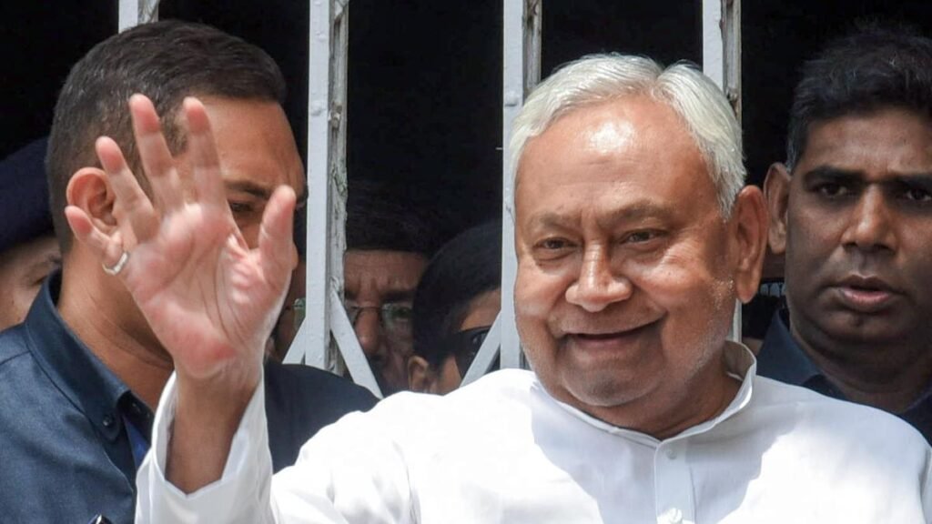 Bihar Assembly polls: Nitish government hikes monthly pension of retired journalists by ₹9,000 to ₹15,000 Bihar Assembly polls: Nitish government hikes monthly pension of retired journalists by ₹9,000 to ₹15,000