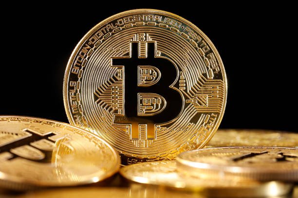 Analyst Reveals How BTC Will Reach ,000,000