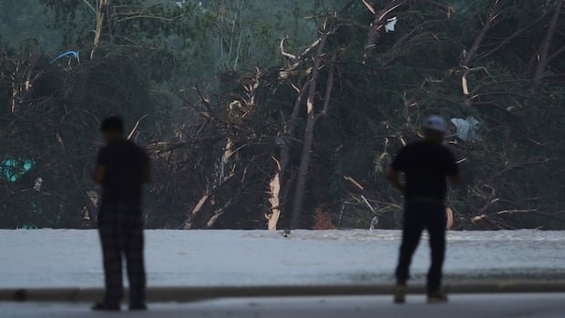 Search continues for about 2 dozen girls at Texas summer camp after flooding kills 24