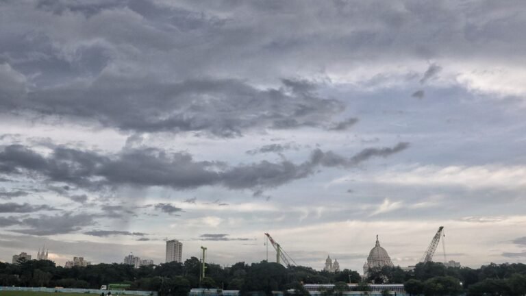 Rain to stay in Bengal till July 31: Met | Kolkata News