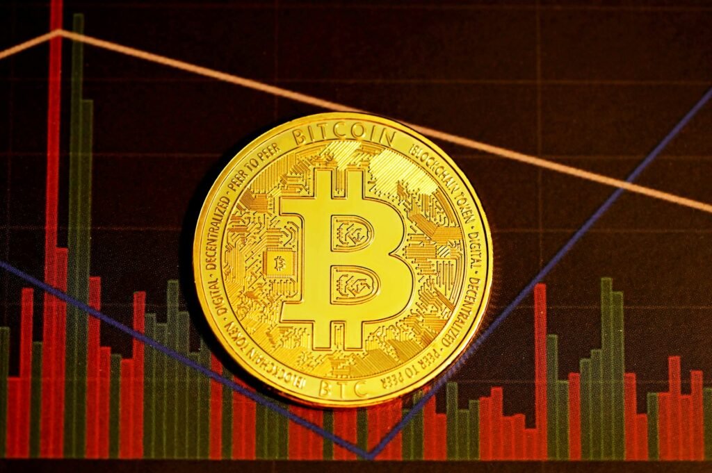 Bitcoin Flashes Rare Signal That Could Trigger Drop Below ,000, Analyst Warns
