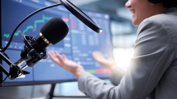 More and more influencers are offering financial advice on TikTok and YouTube. Should you take it?