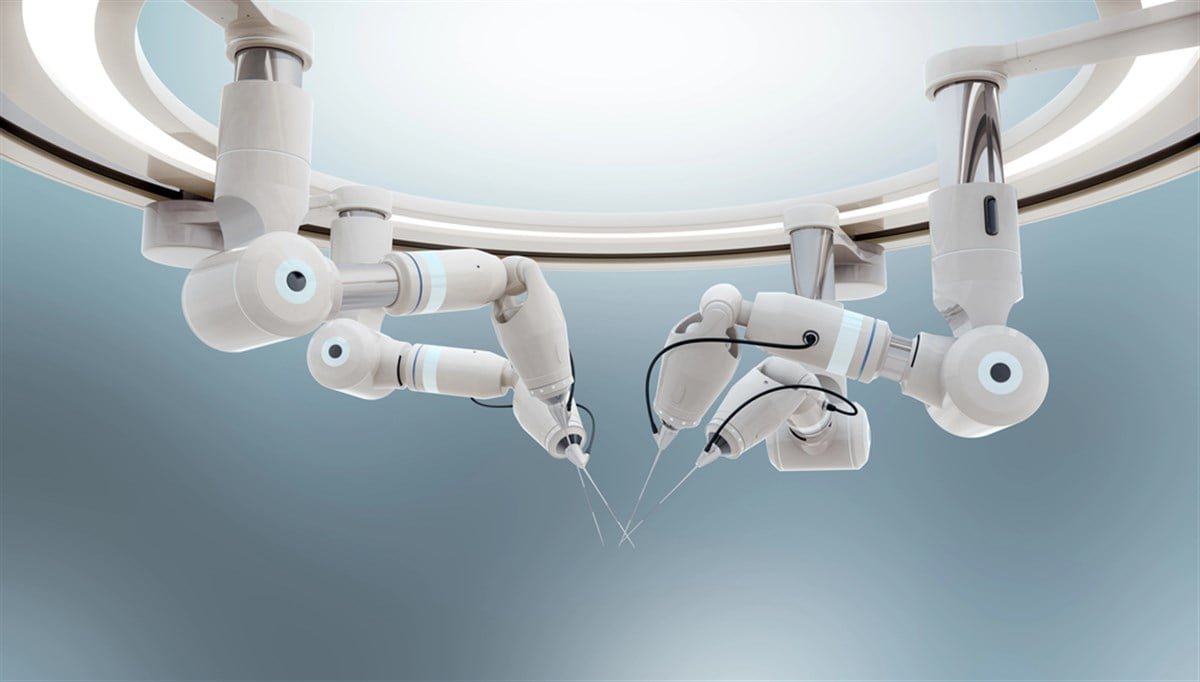 Robotics King ISRG Q2 Beats Expectations, Enhances 2025 Outlook
