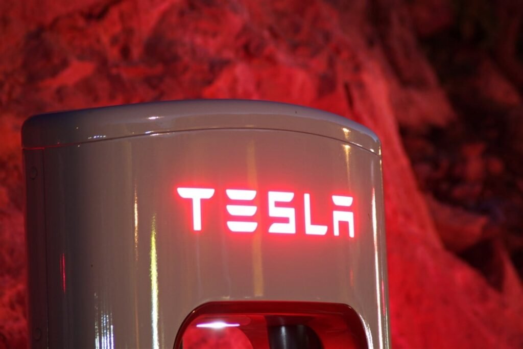 Tesla Stock Drops After Earnings—Recovery Still in Sight Tesla Stock Drops After Earnings—Recovery Still in Sight