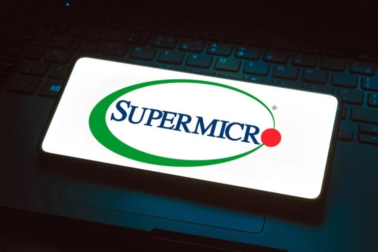 SMCI Stock Trade Surge Sparks Bullish Catalysts