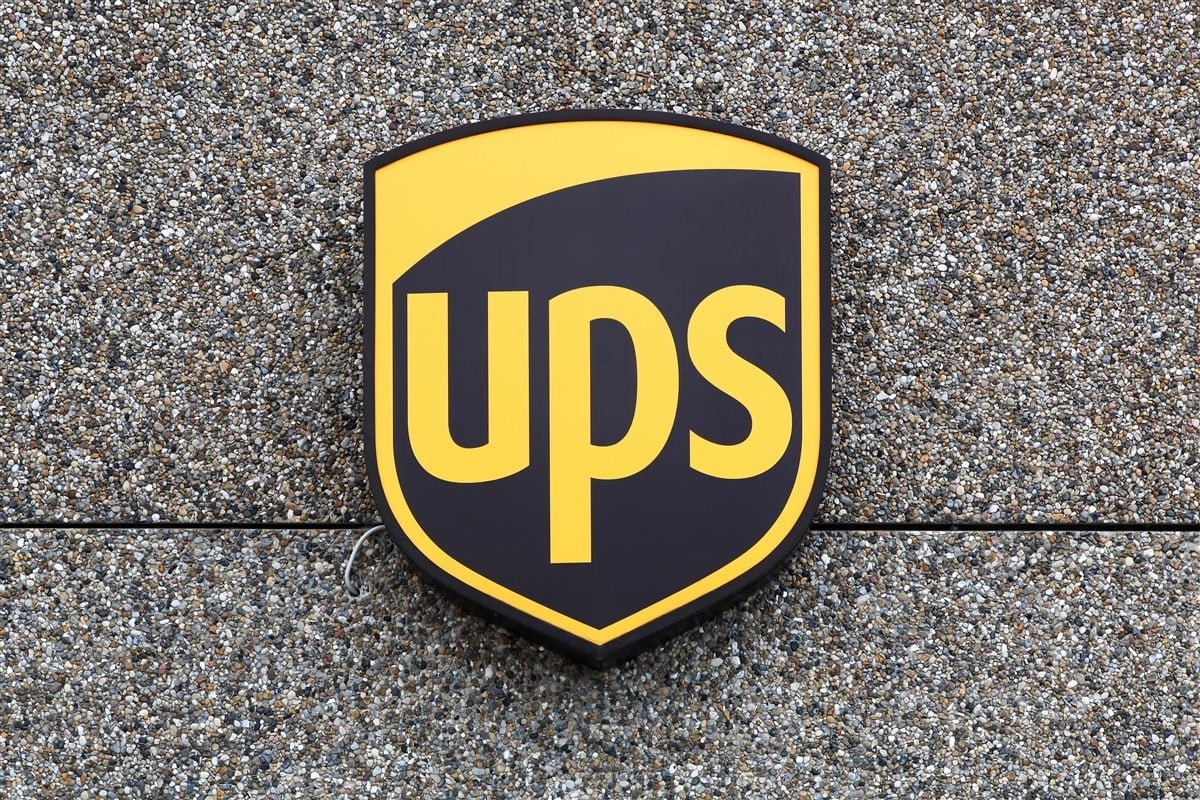 UPS’s 7.5% Dividend: A Blue-Chip Stock on a Once-in-a-Decade Sale