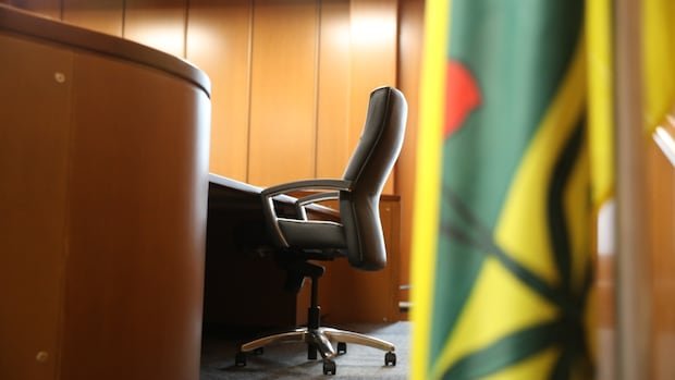 Sask. judge stays immigration fraud convictions after ‘systemic collapse’ during border agency investigation
