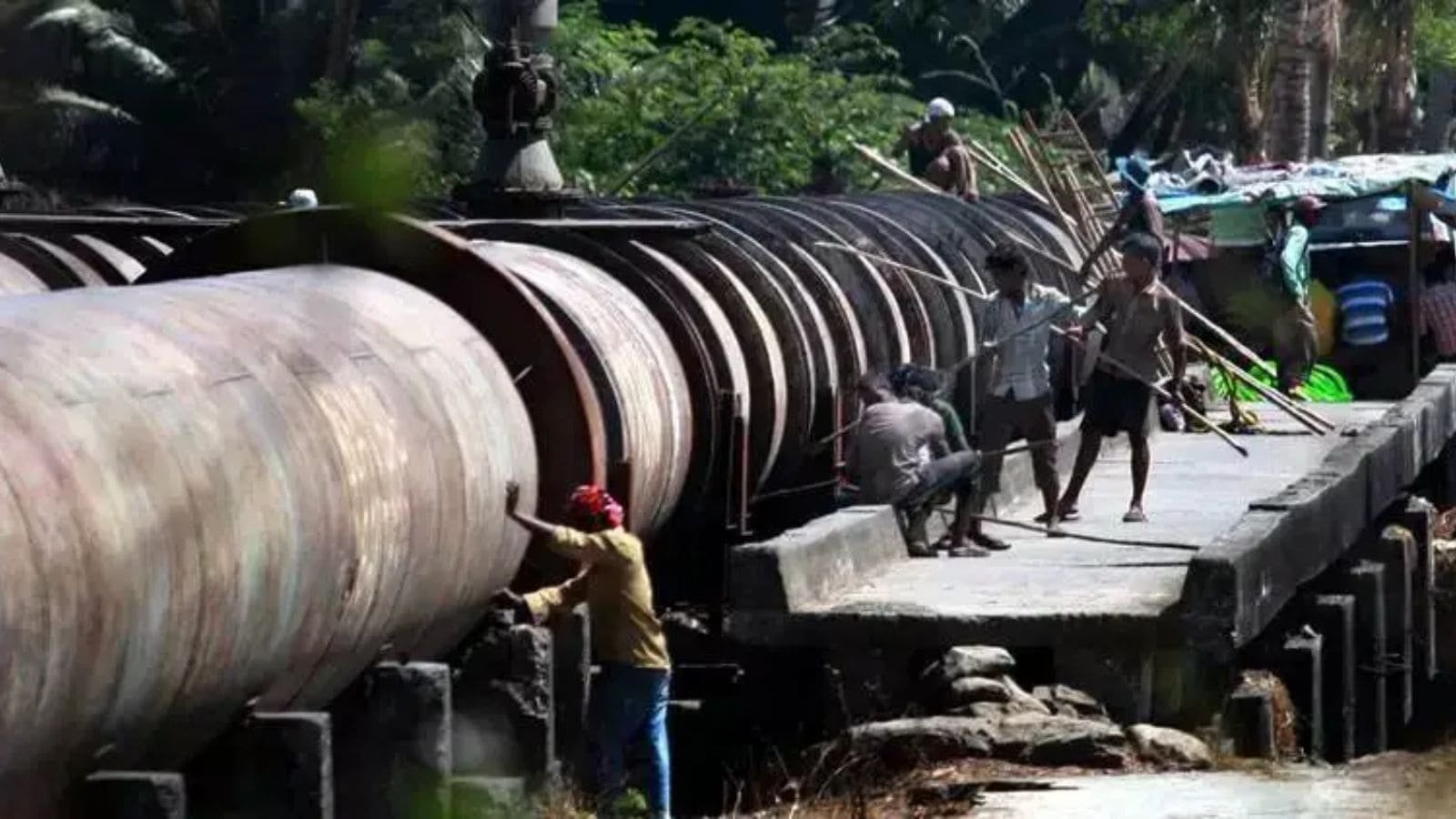 Delhi govt to come up with new Water Master Plan to replace decades old pipelines: Minister | Delhi News