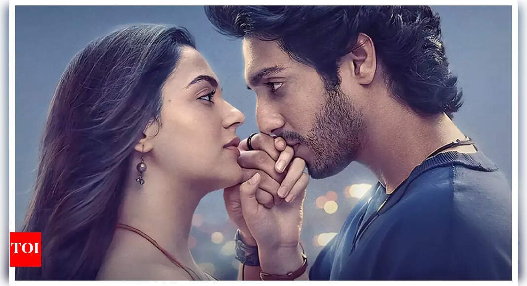 Saiyaara Full Movie Collection: ‘Saiyaara’ box office collection day 16: Ahaan Panday and Aneet Paddaβs film marches towards the Rs 300 crore club; outperforms ‘Dhadak 2’ on Saturday; however, βSon Of Sardaar 2β leads the race by a margin | Saiyaara Full Movie Collection: ‘Saiyaara’ box office collection day 16: Ahaan Panday and Aneet Paddaβs film marches towards the Rs 300 crore club; outperforms ‘Dhadak 2’ on Saturday; however, βSon Of Sardaar 2β leads the race by a margin |