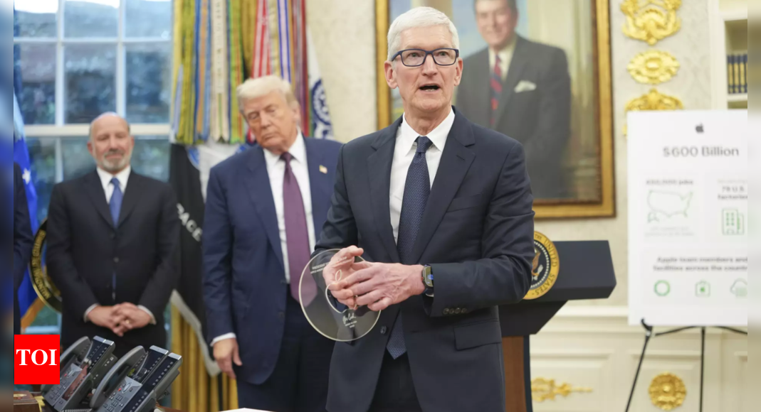 Made in US: A 24-k gold gift for Trump, a tariff relief for Apple – watch