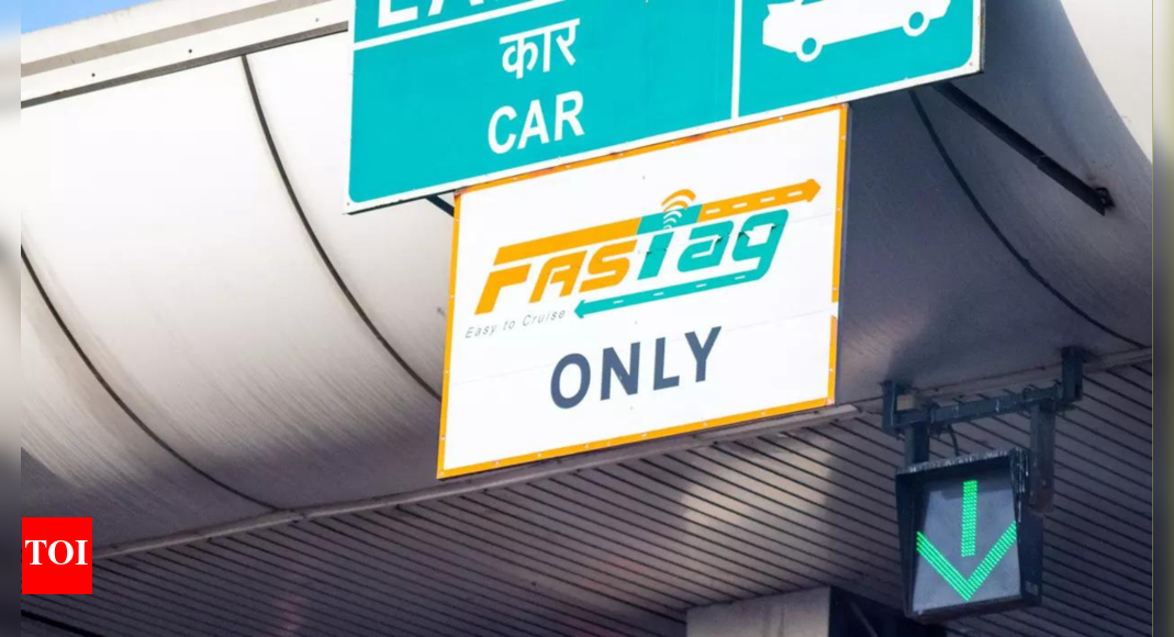 1.4 lakh transactions recorded on 1st day of annual toll pass | India News