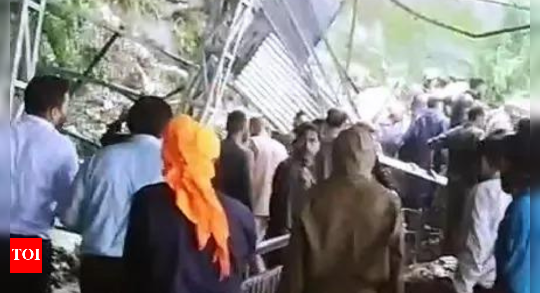 28 more bodies found at Vaishno Devi landslip site, 11 from UP among 38 dead in J&K rain torment | Srinagar News