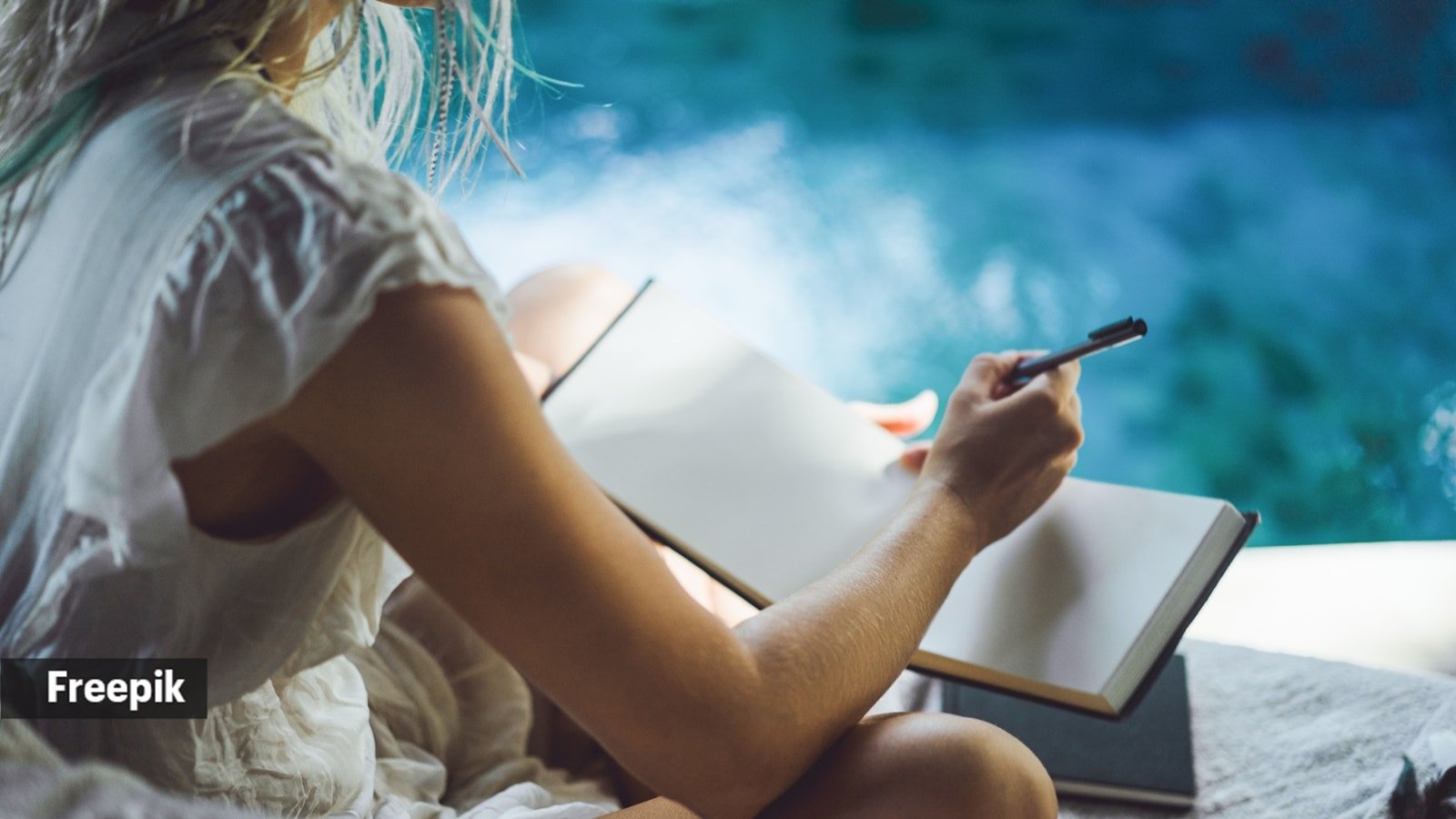 Can learning to write with both hands boost your creativity? | Health News