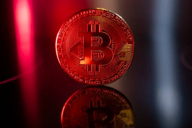 Bitcoin Daily Close Spurs Caution – 0,500 Breakdown Could Shift Momentum