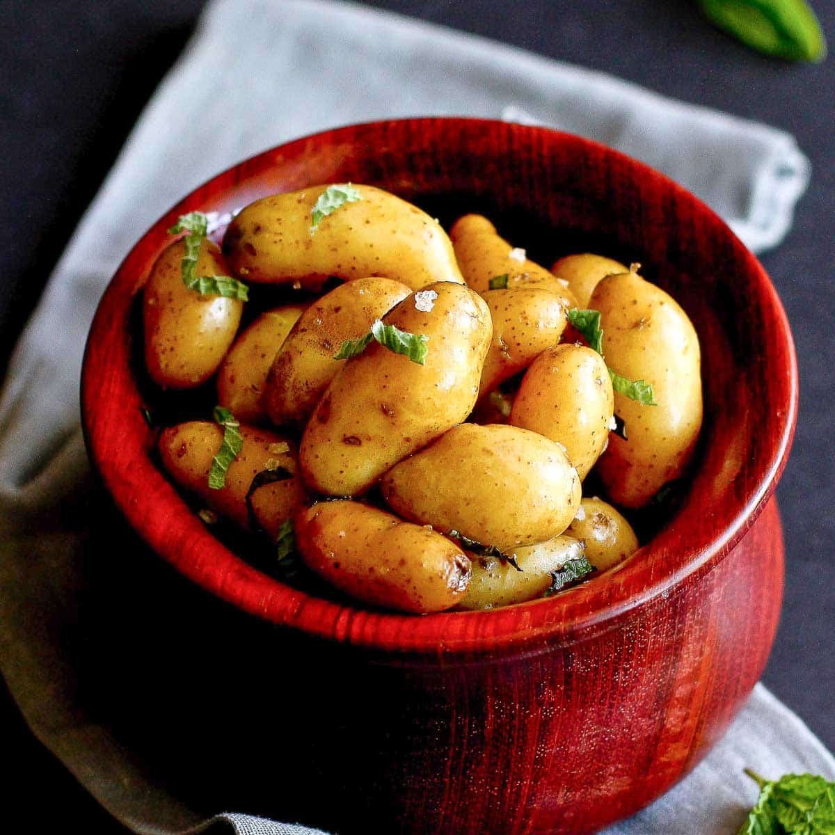 Boiled Potatoes with Fresh Herbs
