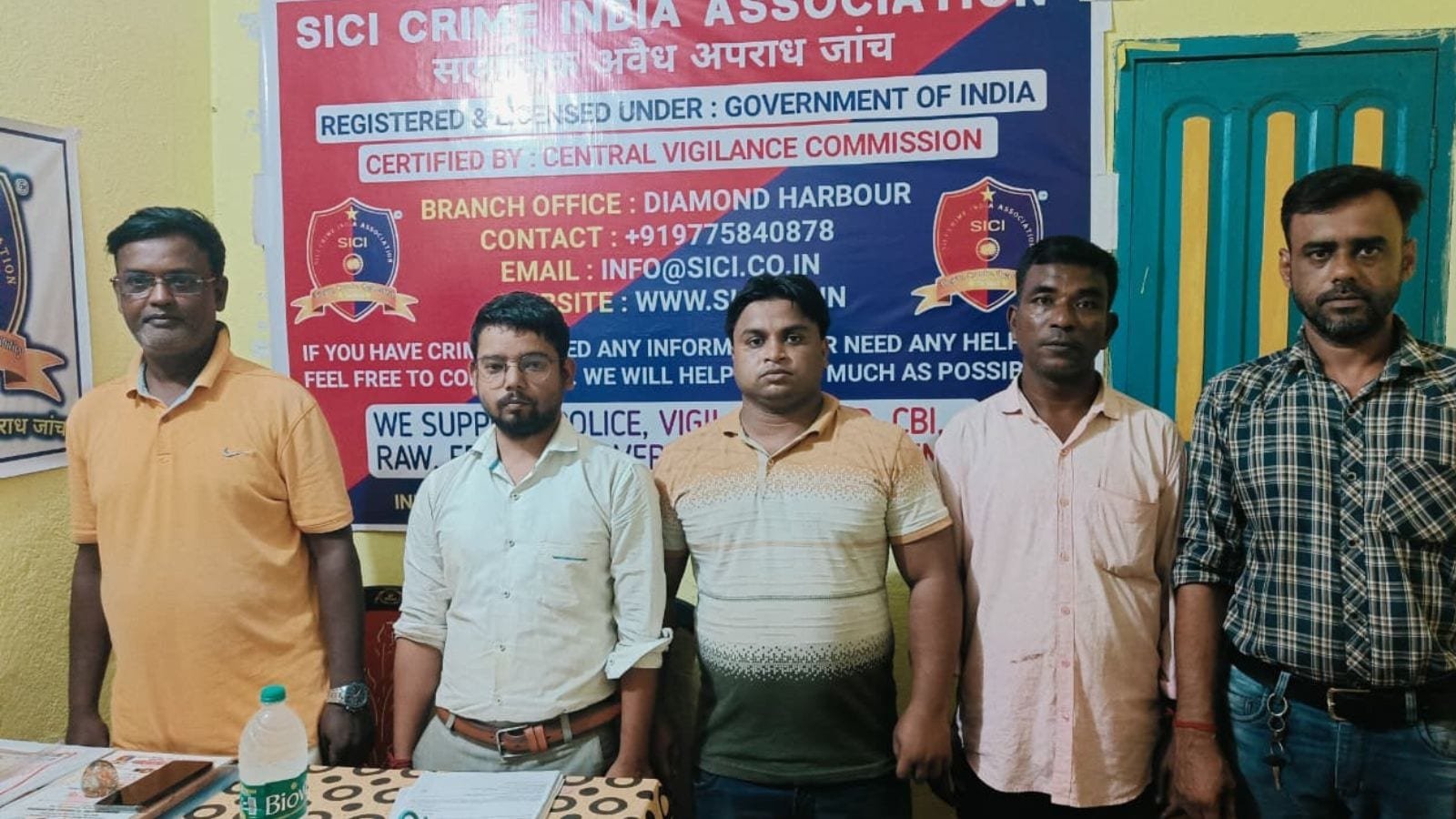 Kolkata: 6 held for posing as central agency officials, extorting businessmen | Kolkata News