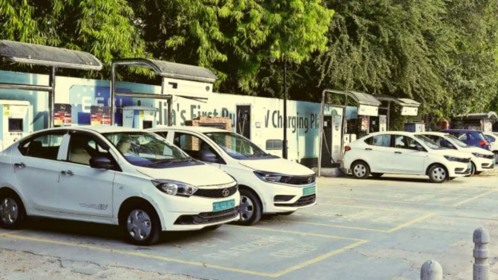 Amid slow EV growth, NITI Aayog proposes ‘soft mandates’ to boost adoption, avoid ‘backlash’ | Business News