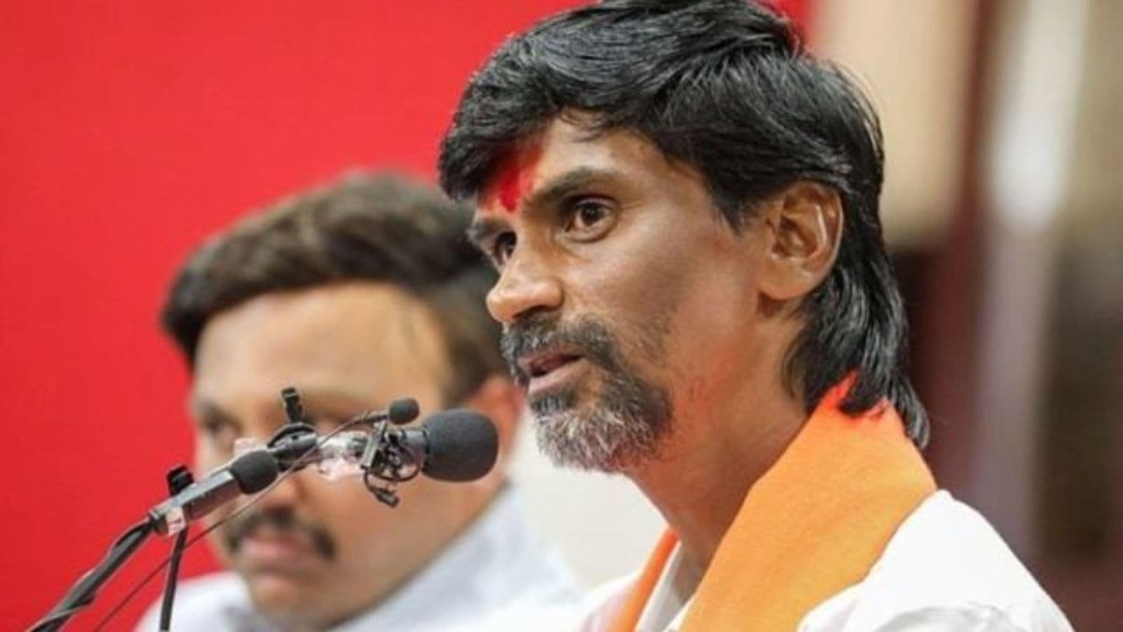 Jarange-Patil targets Maharashtra CM Fadnavis, claims he is trying to undermine Maratha leaders | Pune News