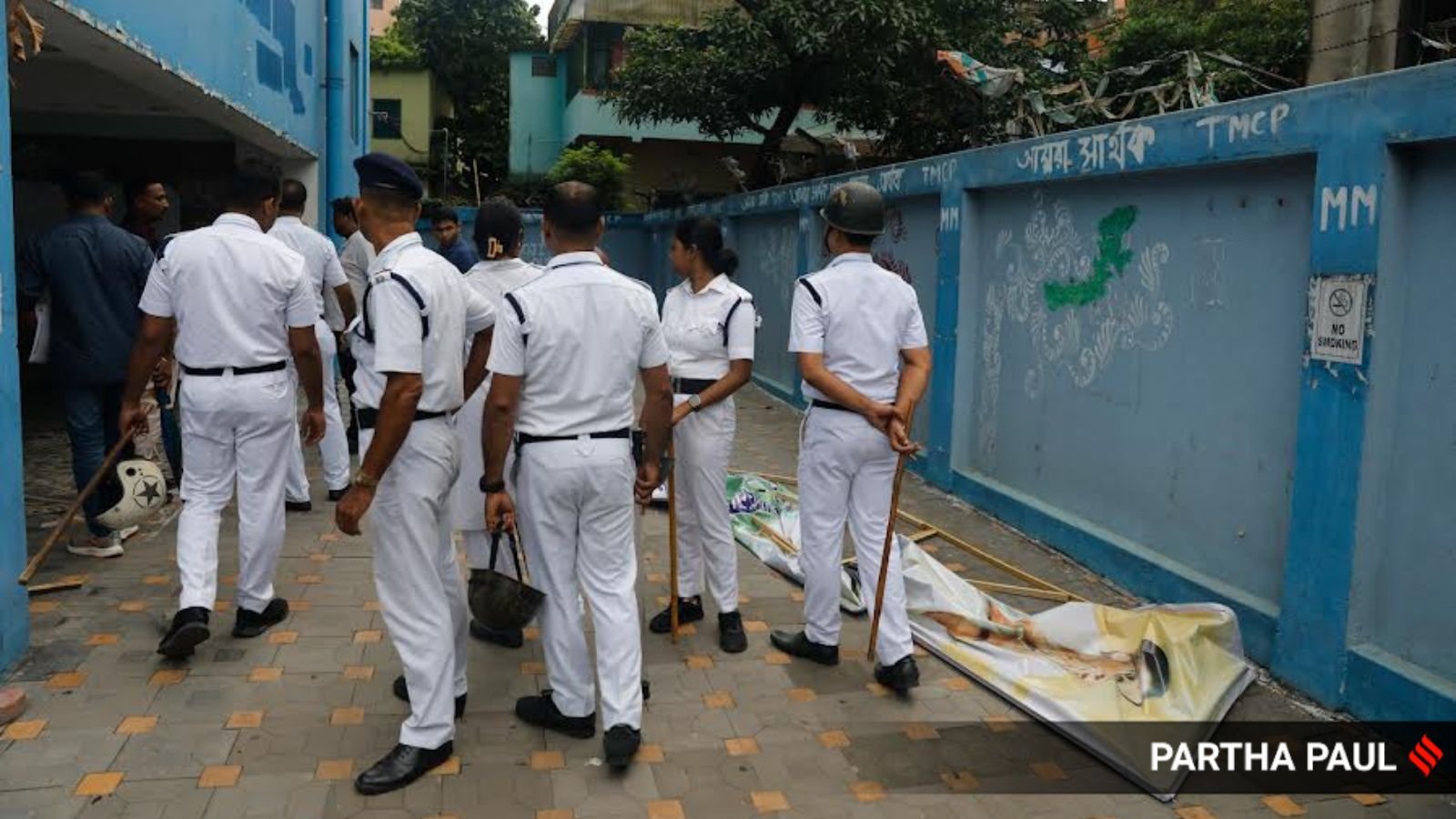 West Bengal: ‘Massive weapon cache’ found in flat, man arrested | Kolkata News