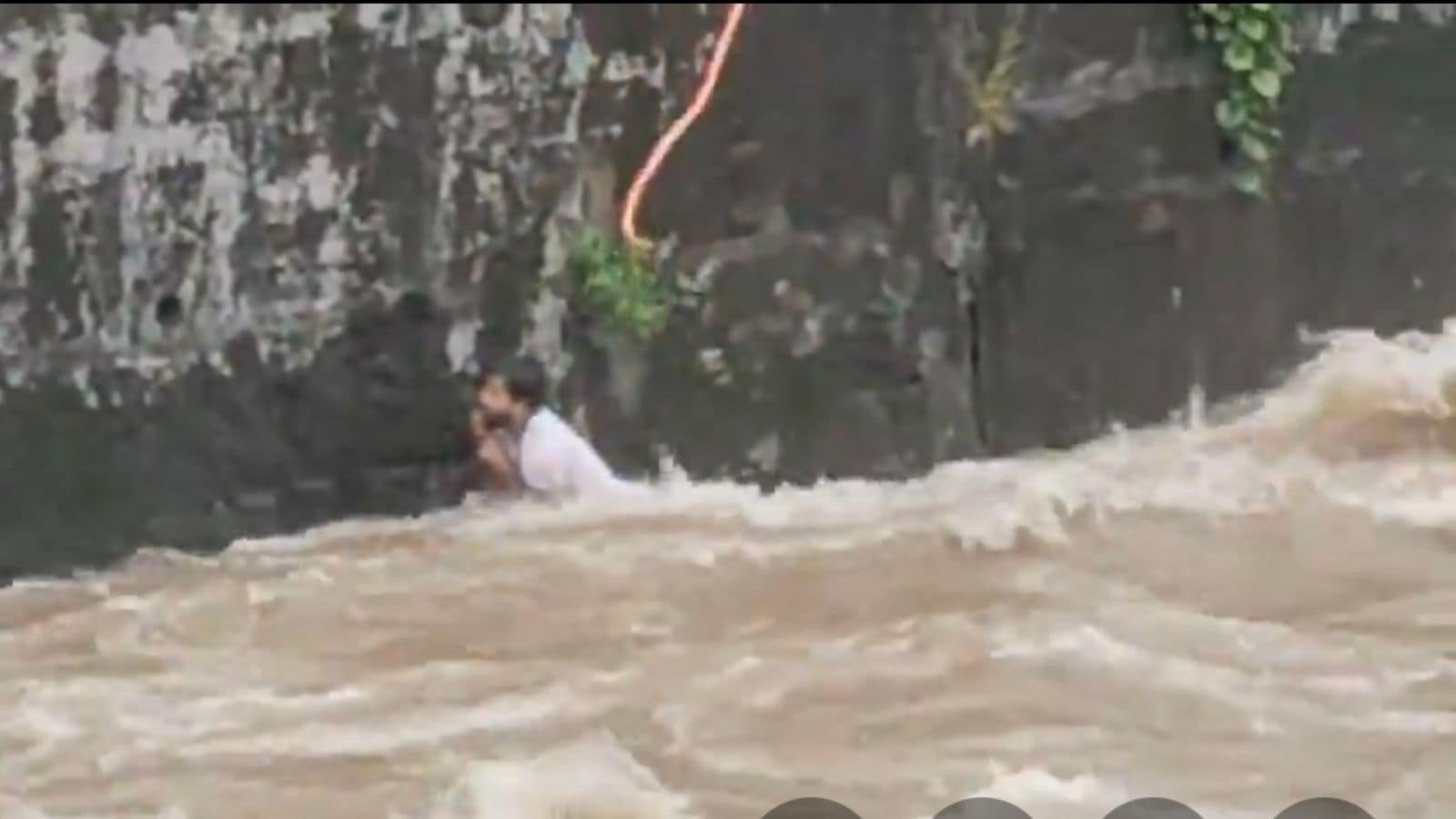 Rescued amid rain woes: Youth trapped in Mithi river, 93-yr-old man without oxygen support | Mumbai News
