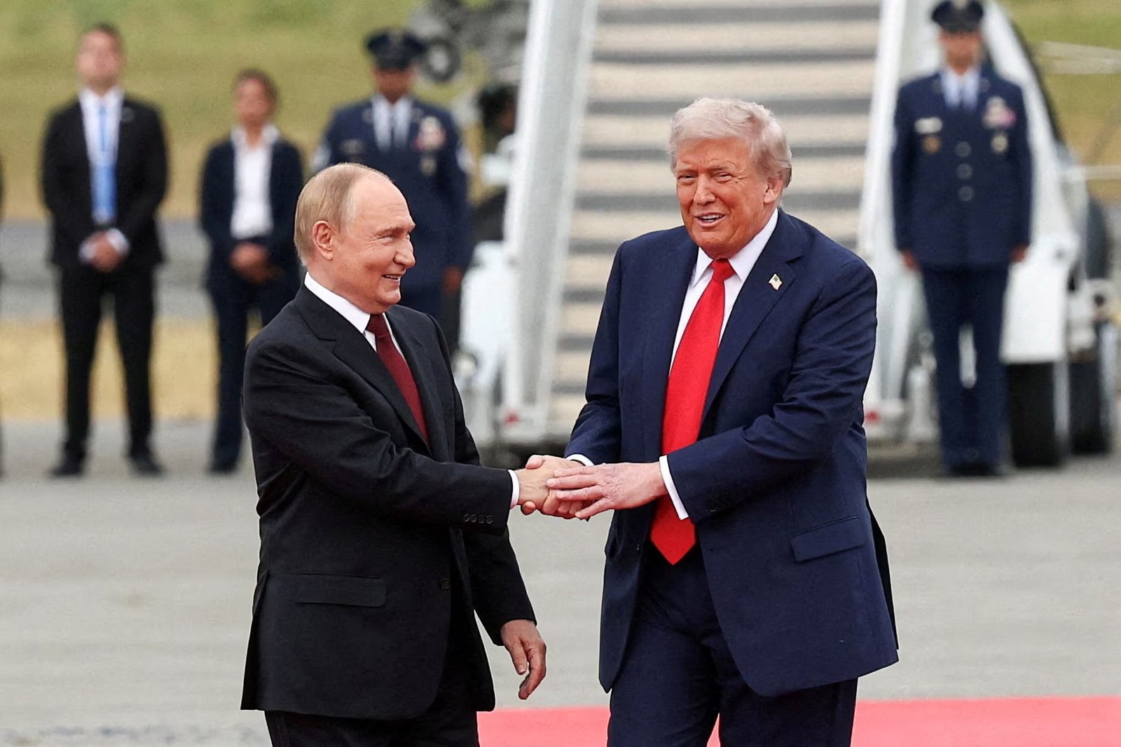 White House reportedly considering Budapest as location for trilateral talks with Zelenskyy and Putin | World News