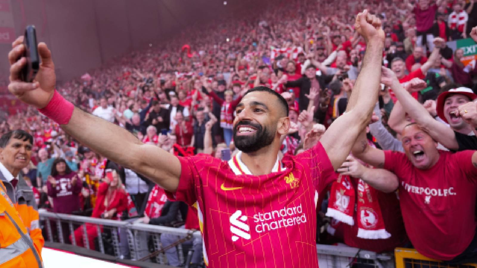Egyptian superstar Mo Salah questions UEFA post on the death of footballer nicknamed ‘Palestinian Pele’ | Football News