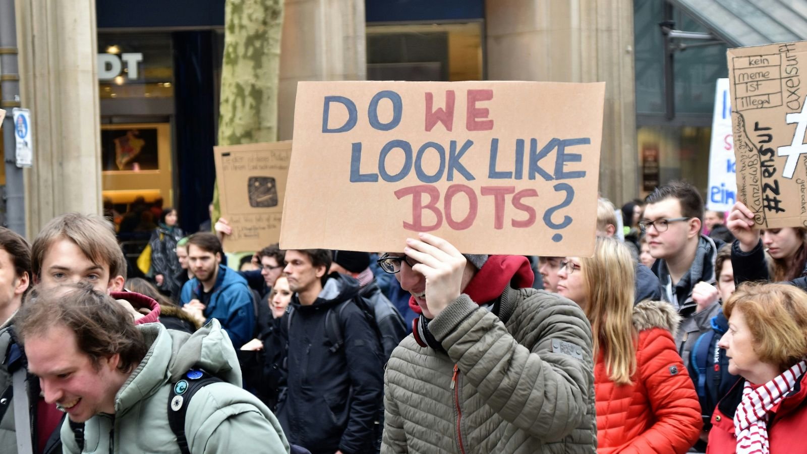 Perplexity vs Cloudflare: Are AI bots finding new ways to bypass a website’s defences? | Technology News