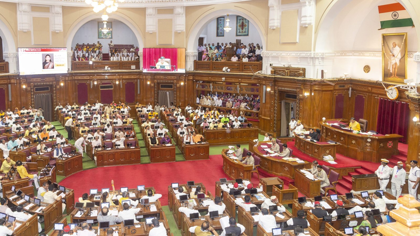 Ministers allotted night shifts as UP Assembly begins 24-hour session on ‘2047 vision’ | Political Pulse News
