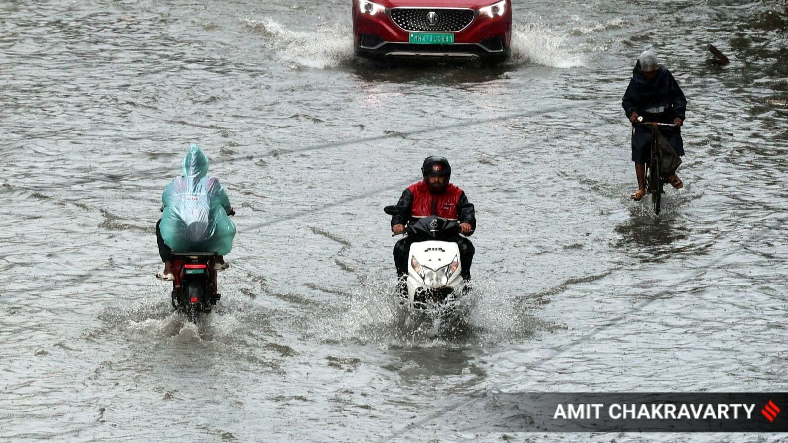 Mumbai sees rainiest August day since 2020 with over 200-mm rain in six hours | Mumbai News