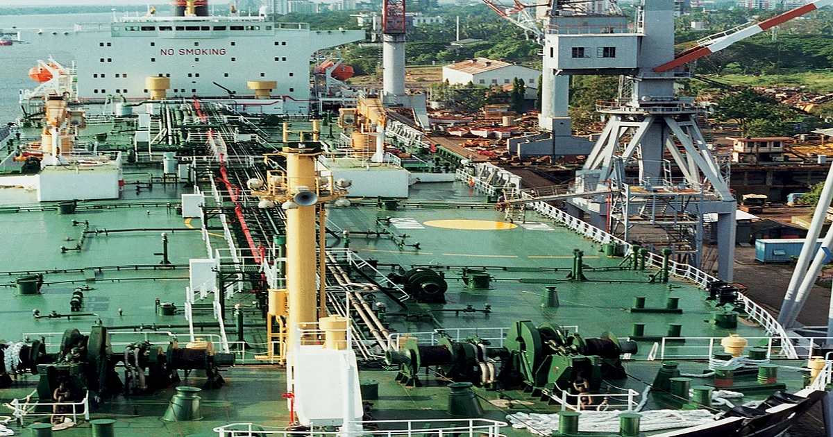 Nifty Defence Outperforms As Cochin Shipyard, HAL, BEML And Others Gain