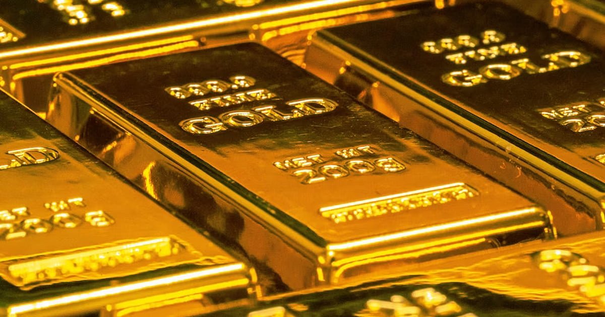 Gold Surges 32% So Far In 2025: Should You Invest Now Or Wait For A Correction?