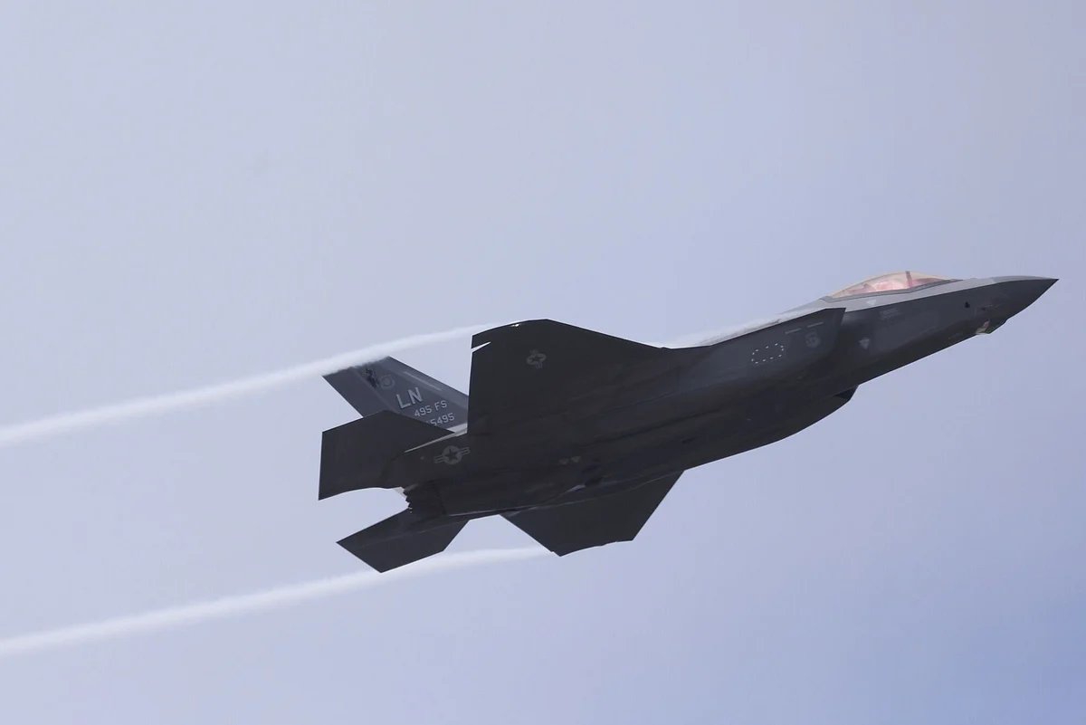 Swiss May Reduce F-35 Purchase As US Squeezes Government