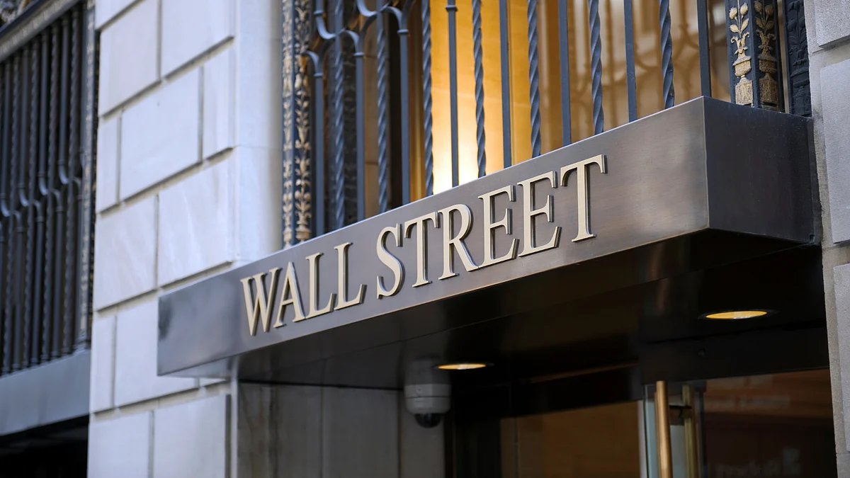 Wall Street Indices Surge As Powell’s Jackson Hole Address Signals Potential Rate Cuts