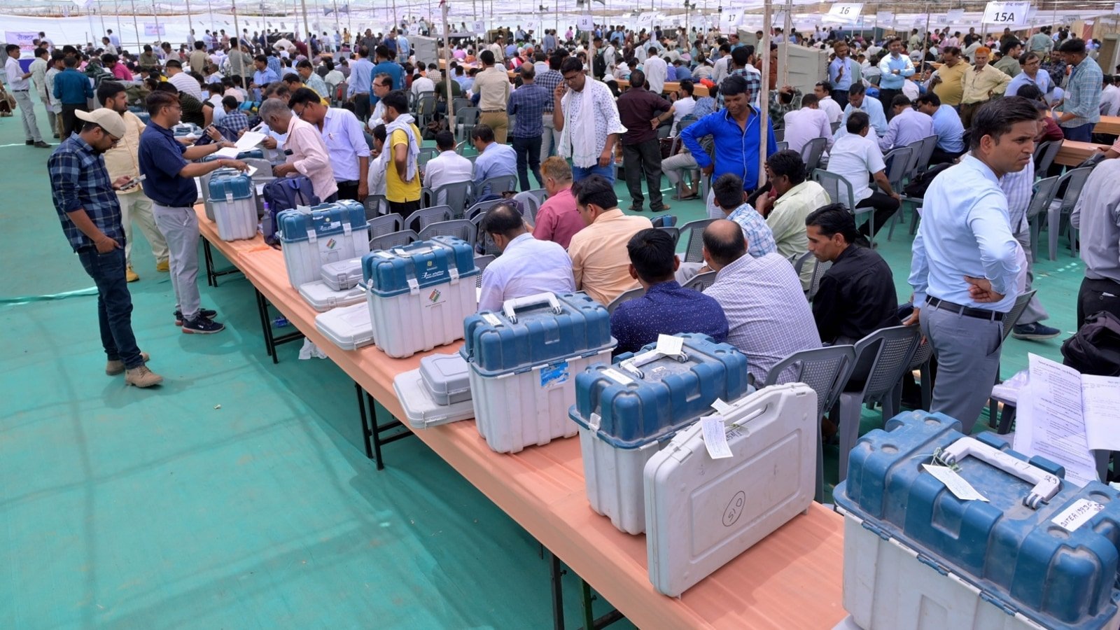 Congress wants VVPATs, warns of court route in ward demarcation not transparent | Mumbai News