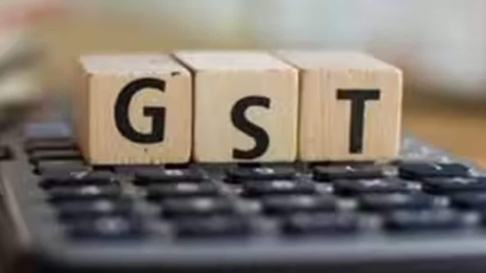 India’s gross GST collections rise by 7.5% YoY in July to Rs 1.96 lakh crore, refunds surge 66.8% to Rs 27,147 crore | Business News