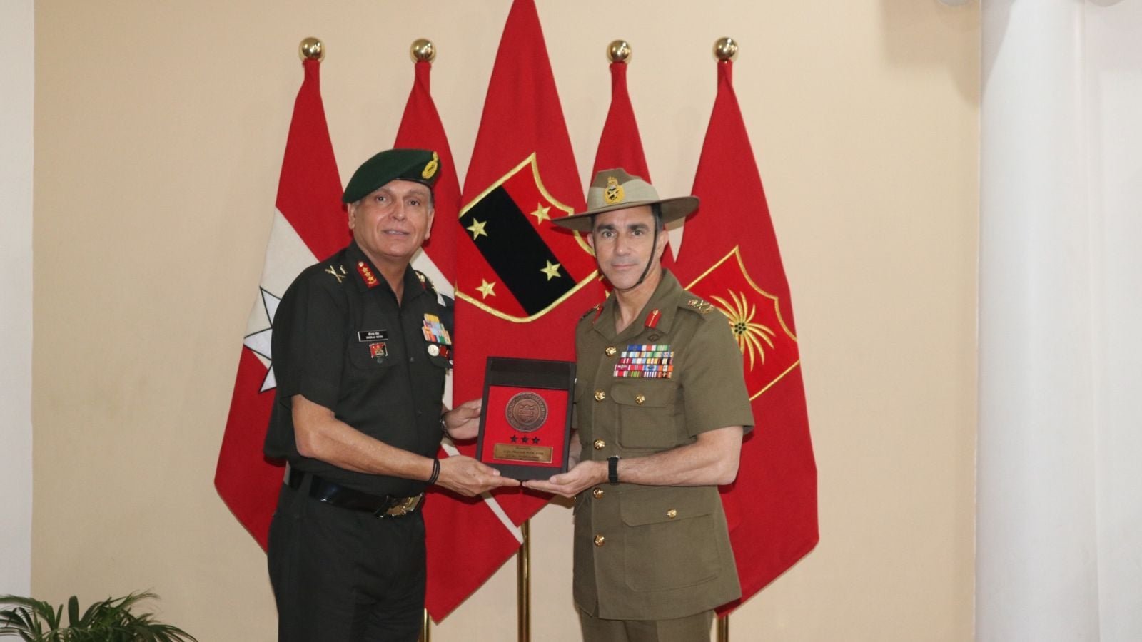 Australian Army Chief meets Southern Army Commander, addresses cadets at NDA | Pune News