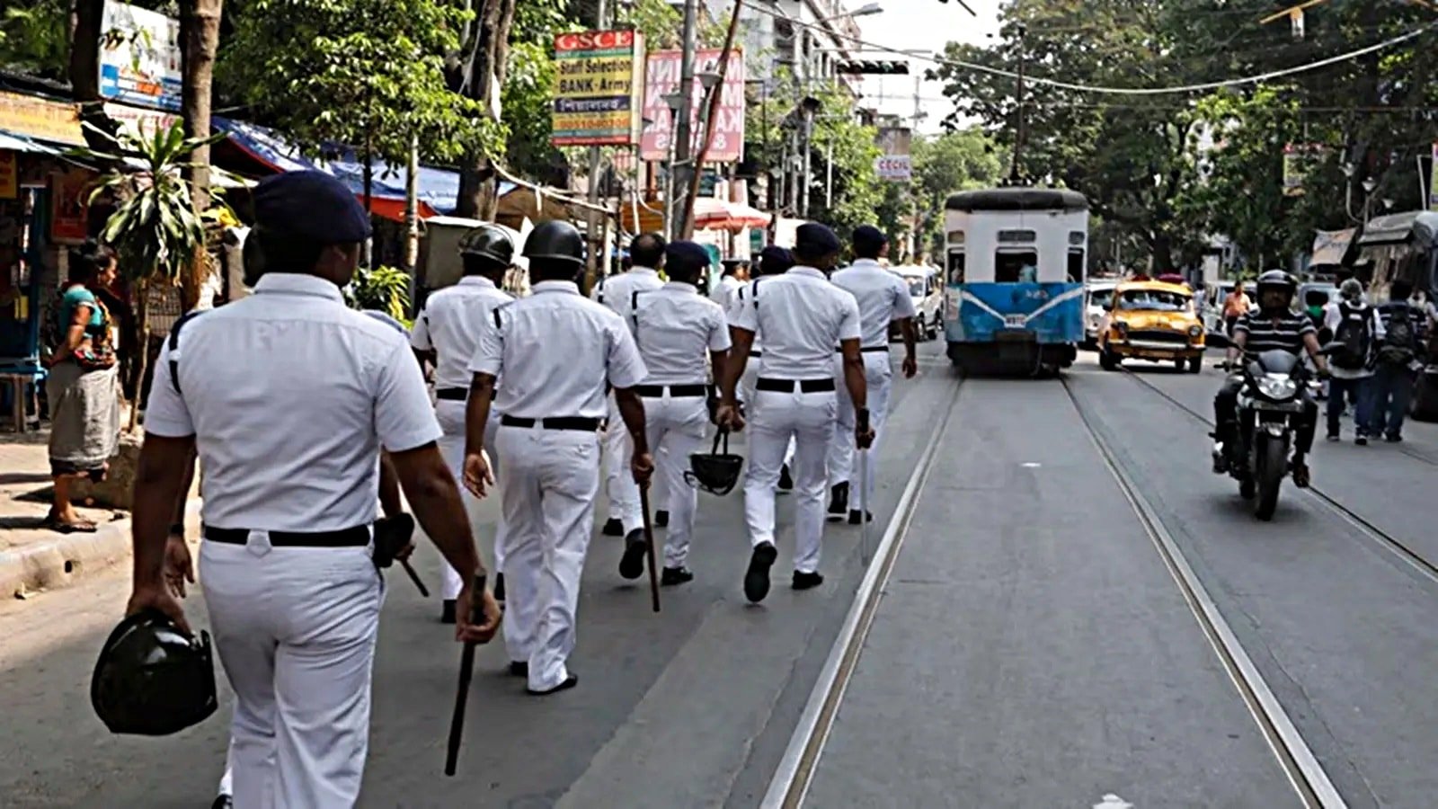 Festive season preparations: Police restrict leaves for personnel, power dept expects high demand | Kolkata News