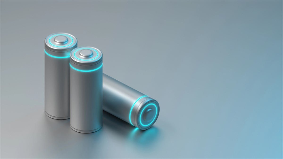 AMPX Stock Pops as Revenue Jumps 350% and Margins Turn Positive
