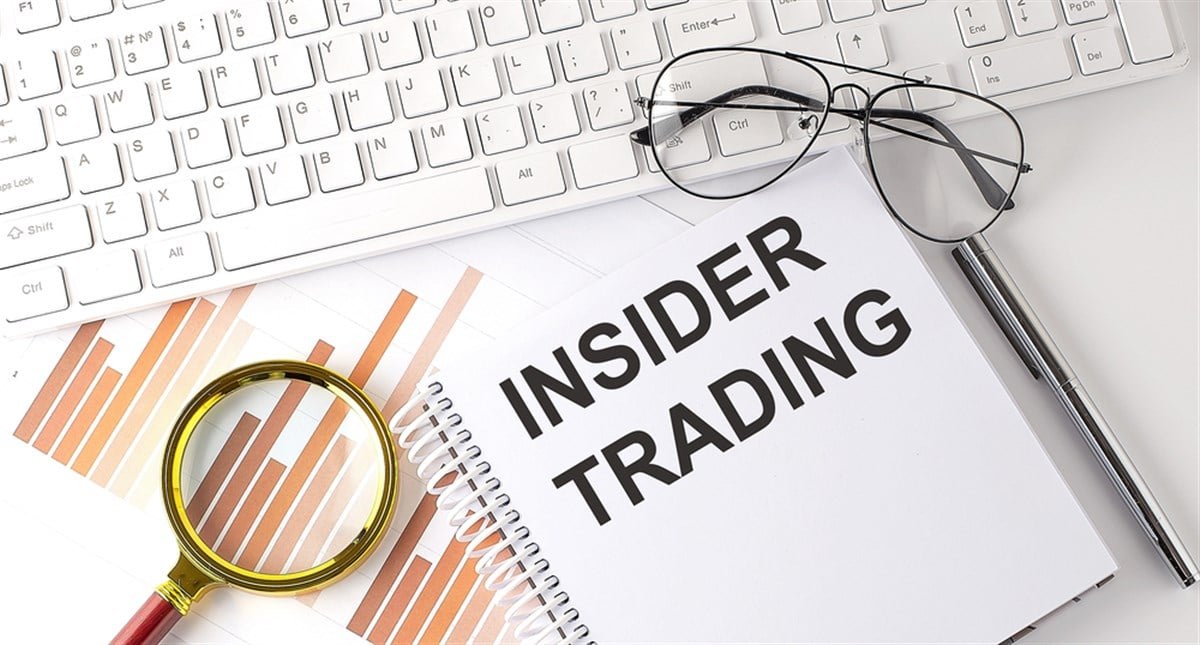 Insiders Make Bold Moves in NVTS, HIMS, and FOUR Stocks
