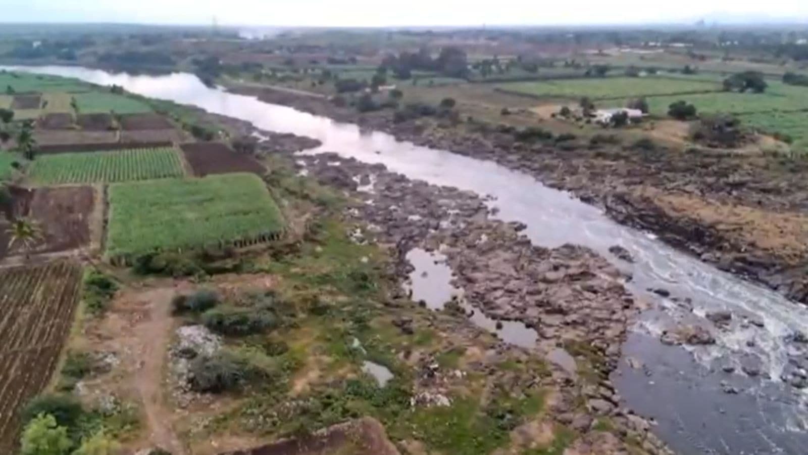 Pune police use drones to conduct “mass raids” on illicit liquor dens | Pune News