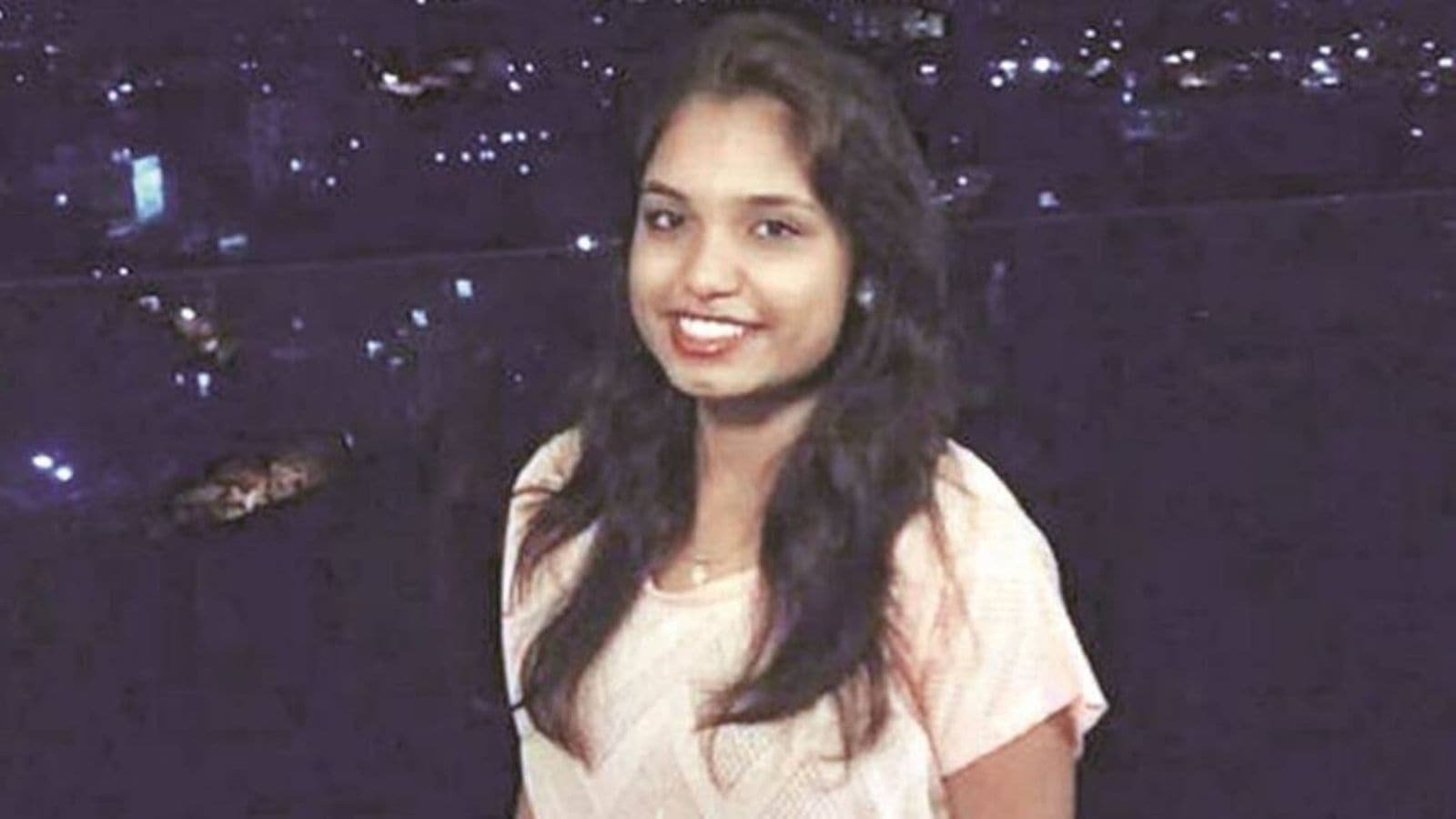 Dr Payal Tadvi suicide | ‘How far prosecutors can work under uncertainty’: HC seeks rethink on SPP’s “unceremonious” removal | Mumbai News