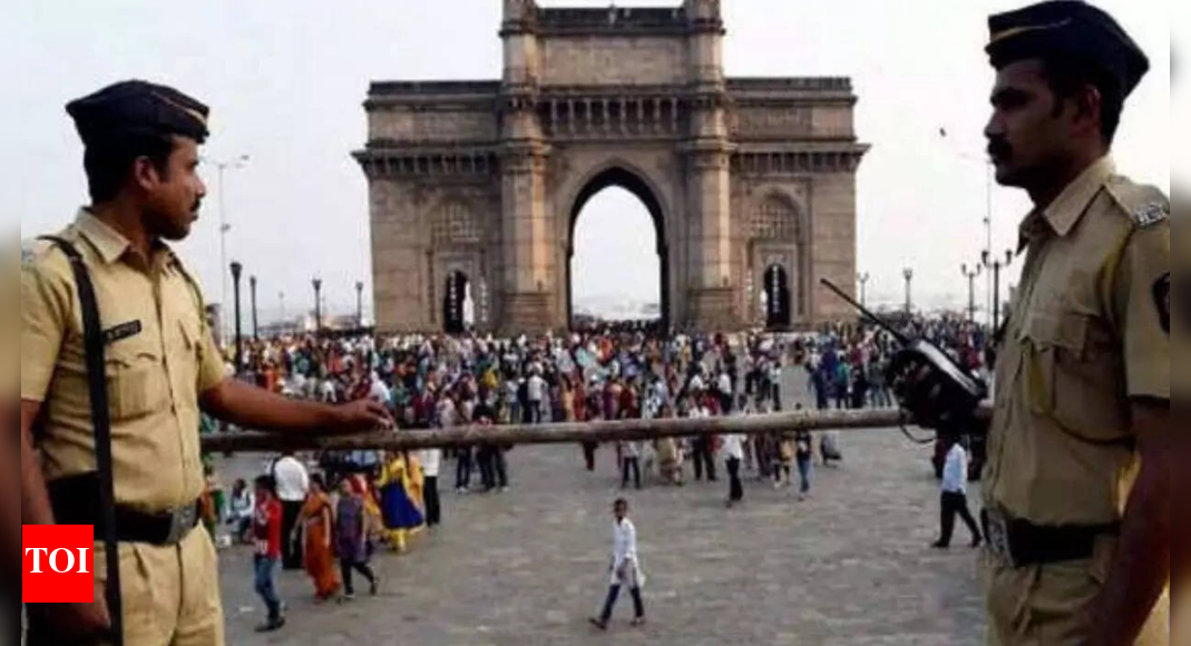 ‘Lashkar-e-Jihadi’ warns Mumbai police: ’34 vehicles ready with human bombs’; 14 Pakistani terrorists cited | Mumbai News